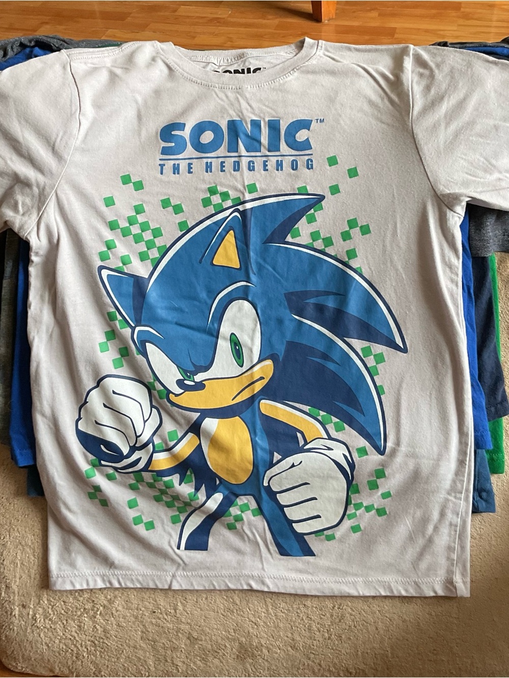 Sonic The Hedgehog Boys Large 10-12 Gray Graphic Tee